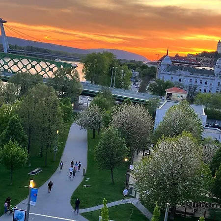 Apartamento Netradičný V Centre *